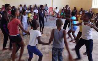 Una poética sensorial para la iniciación en danza