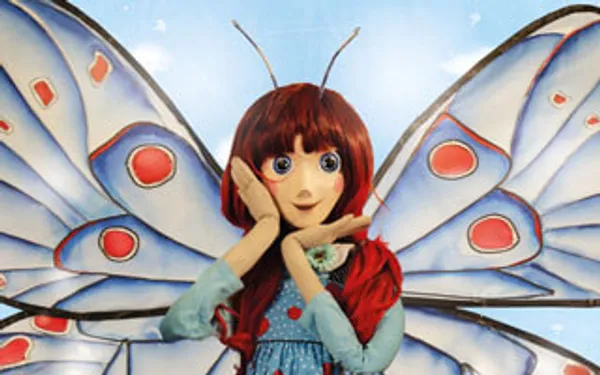 Títeres gigantes en el Teatro Colón