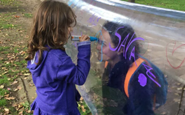 “Soñar en este momento es un acto de rebeldía“ experiencia de Zorro+Conejo